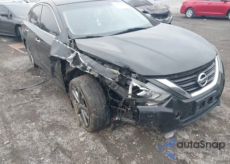 2018 Nissan Altima 2.5 Sr из США, поврежденный, VIN 1N4AL3AP4JC259184